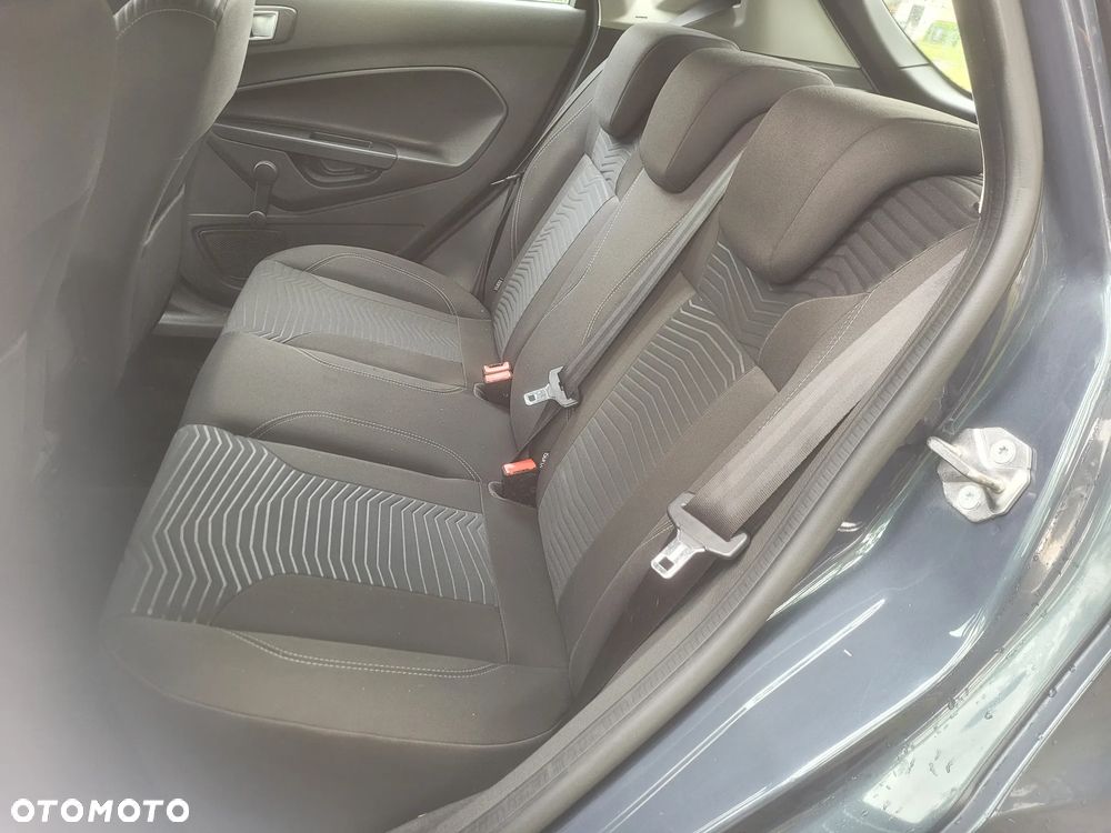 Ford Fiesta 1.0 EcoBoost STart-Stop Titanium - 20