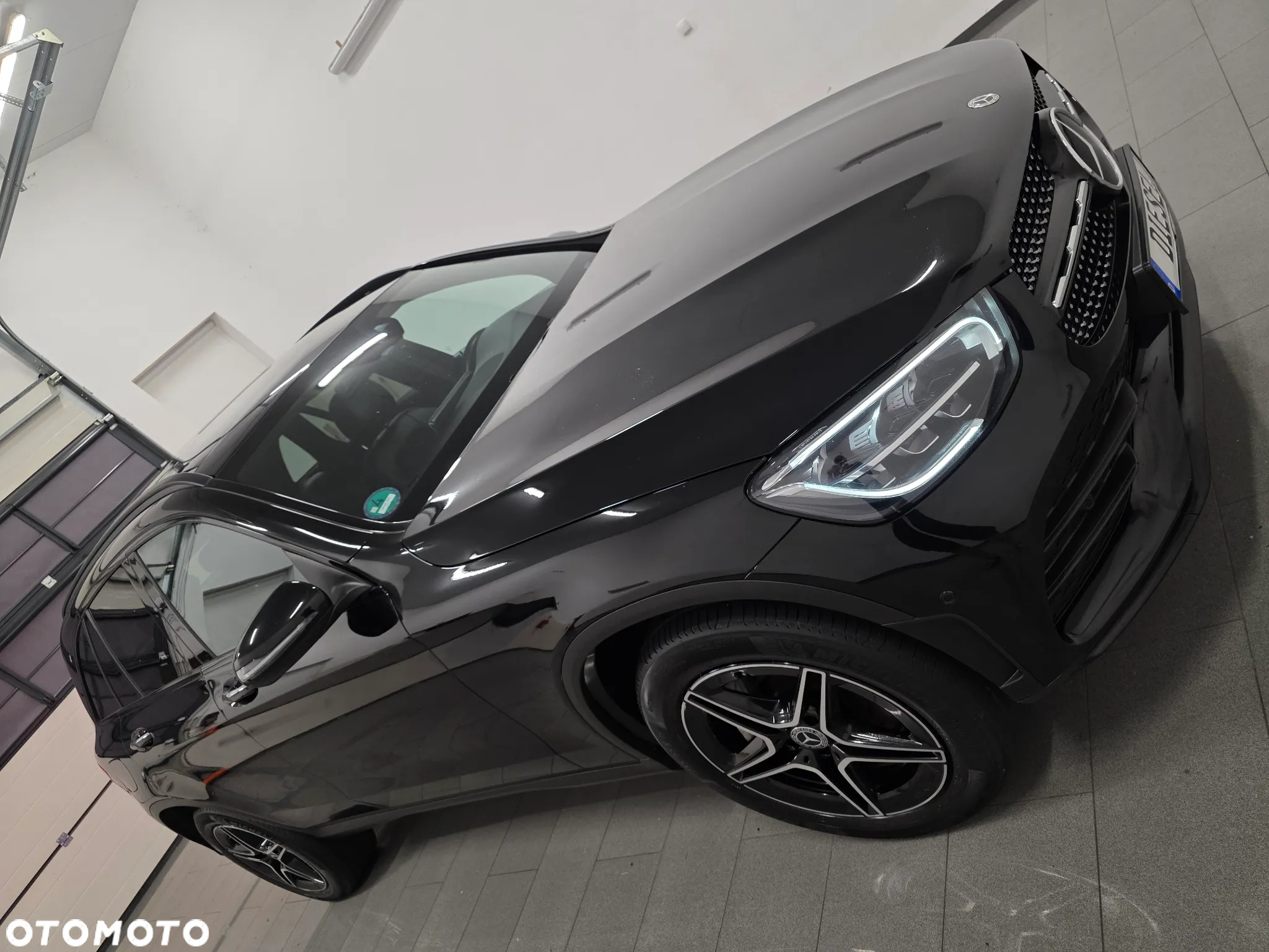 Mercedes-Benz GLC 300 d 4Matic 9G-TRONIC AMG Line Plus - 3