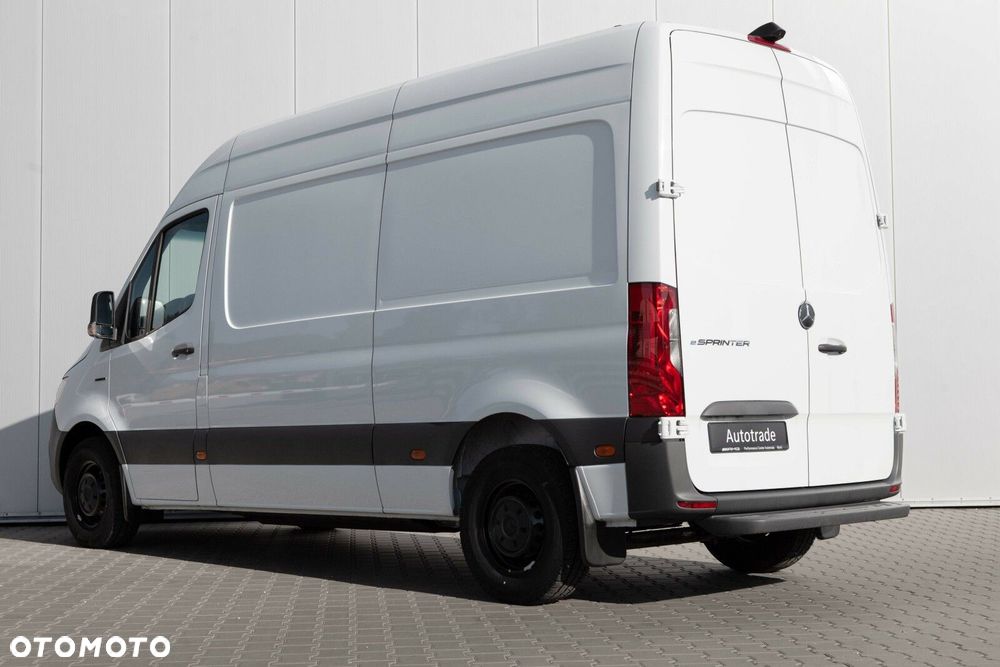 Mercedes-Benz eSprinter - 4