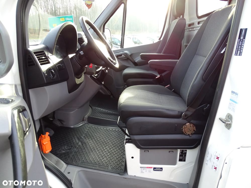 Mercedes-Benz SPRINTER - 22