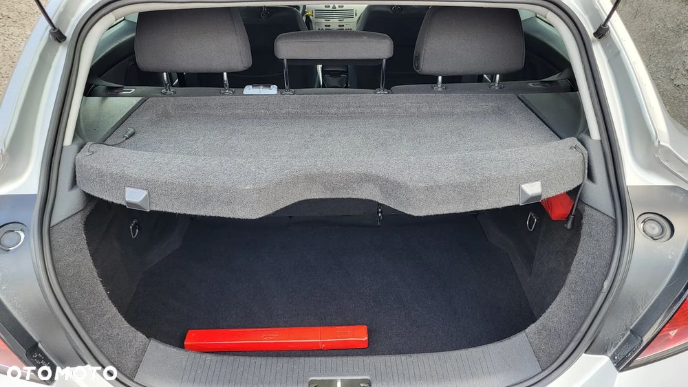 Opel Astra 1.6 Selection 110 Jahre - 16