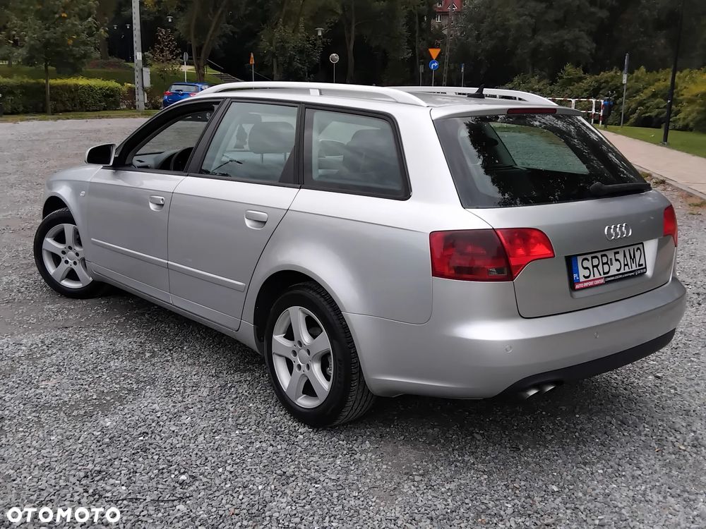 Audi A4 - 4