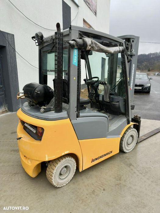 Jungheinrich TFG 320 - 2