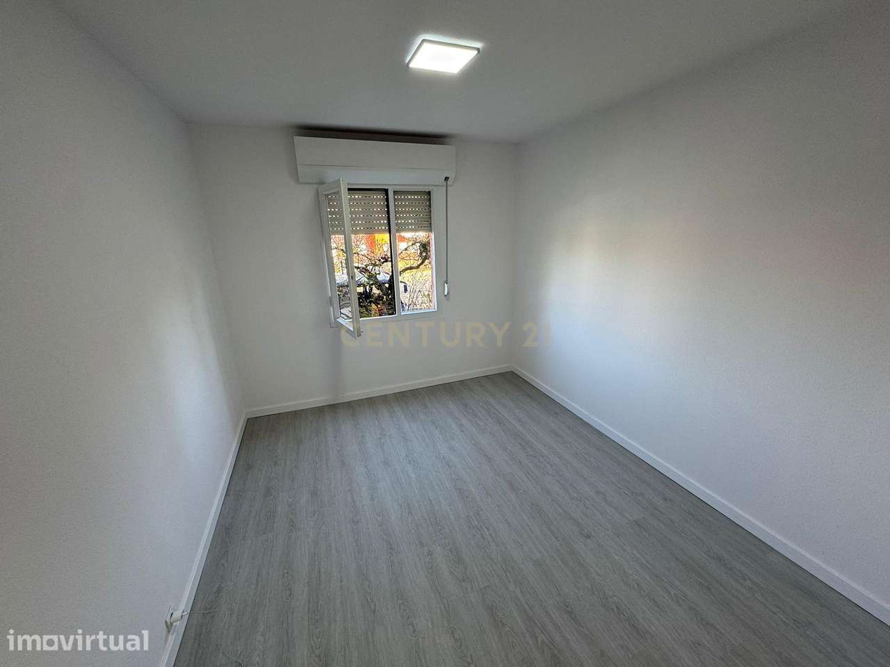 Apartamento Renovado T2 para arrendar nos Olivais, Lisboa - Grande imagem: 2/16