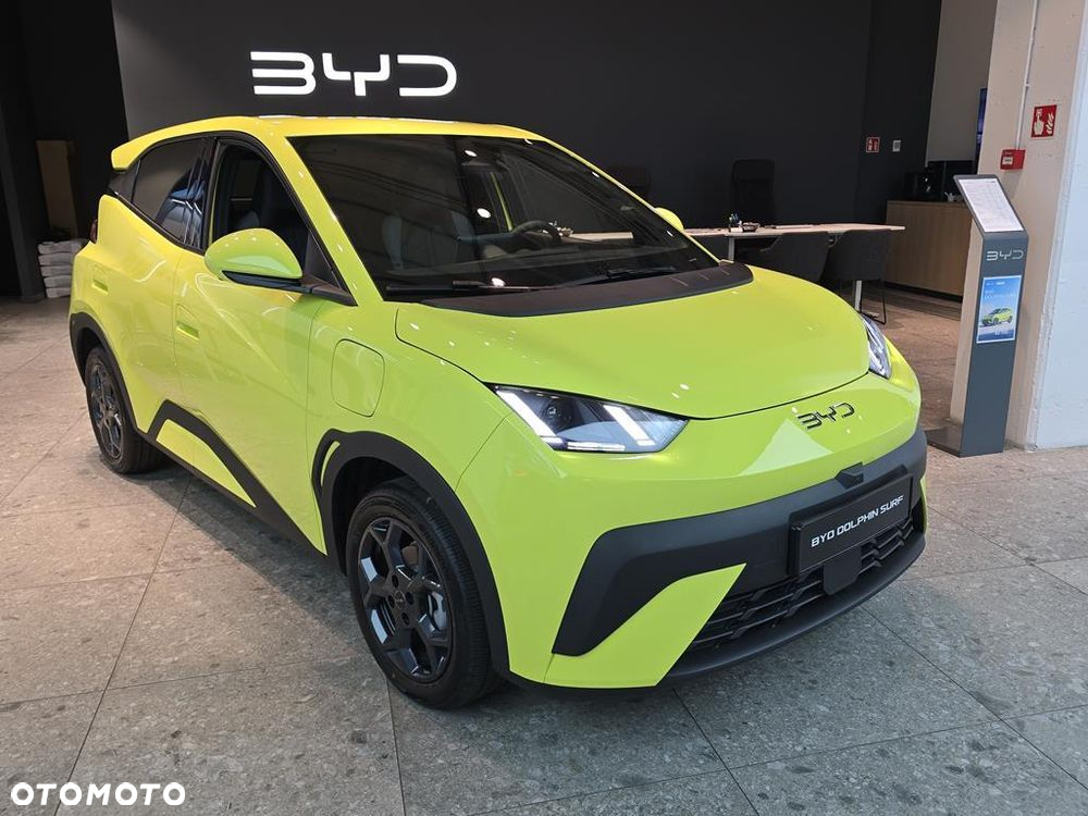 BYD Dolphin - 3