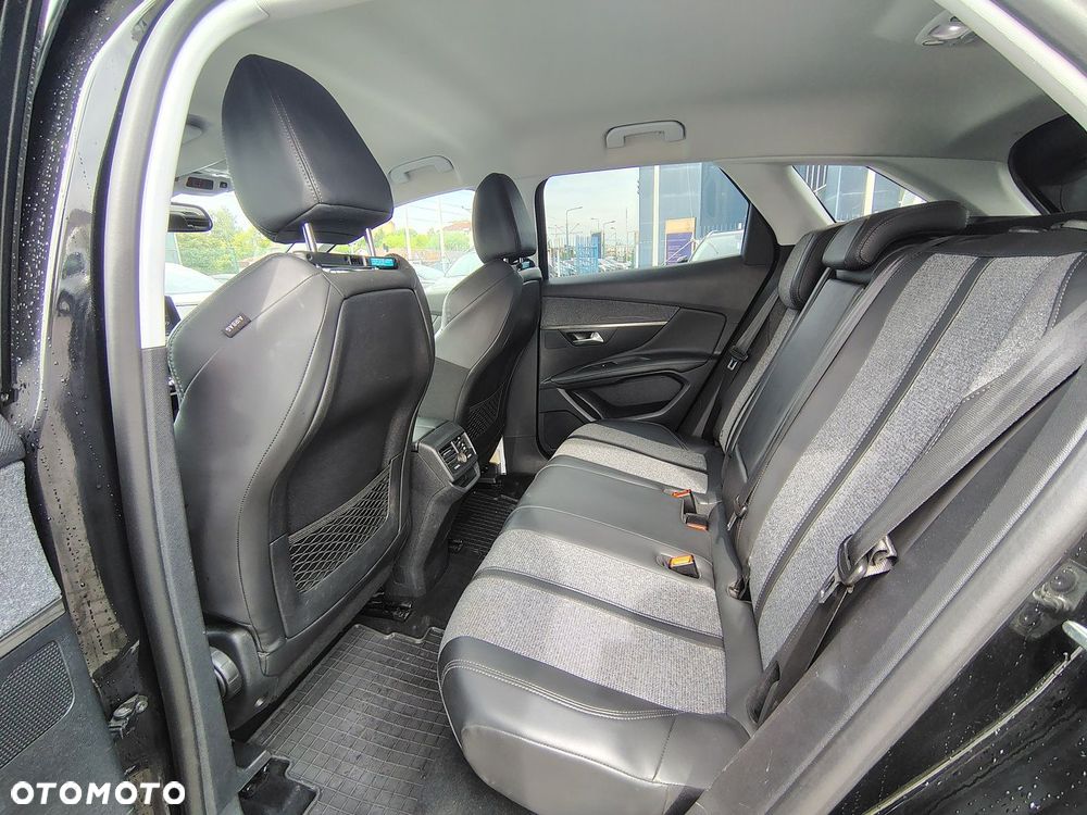 Peugeot 3008 1.2 PureTech Allure - 11