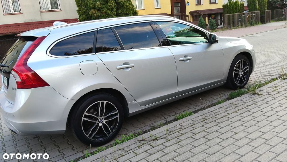 Volvo V60 D3 Drive-E Summum - 3