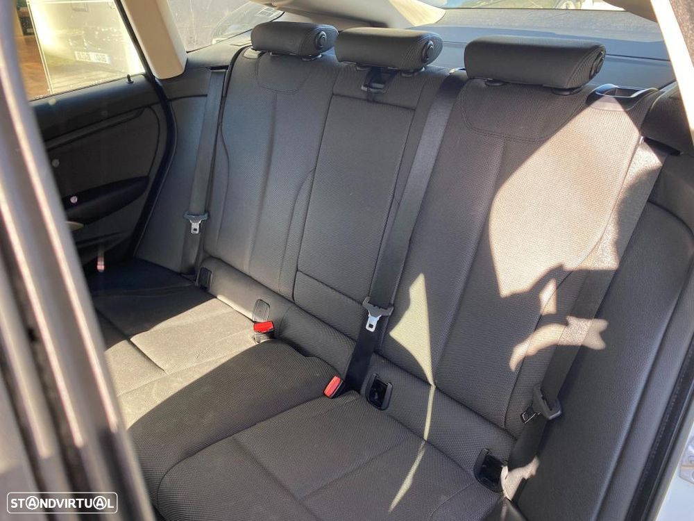 BMW 320 Gran Turismo d xDrive Sport-Aut. - 11