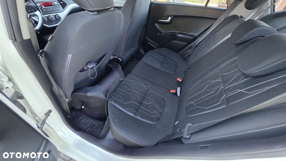 Kia Picanto 1.0 L - 17