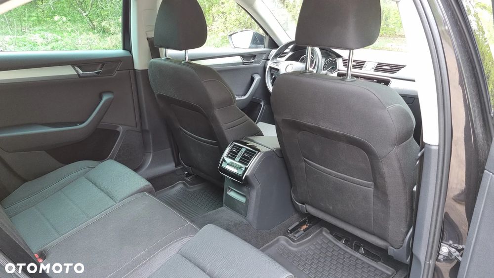 Skoda Superb 2.0 TDI Style DSG - 9