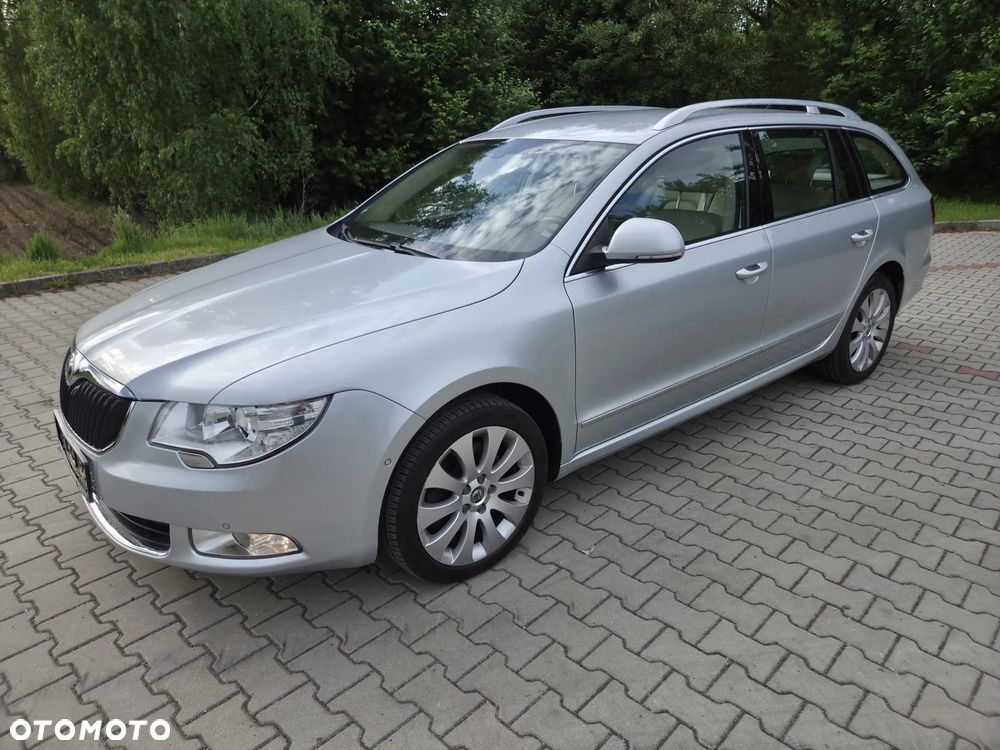 Skoda Superb 1.8 TSI DSG Exclusive - 1