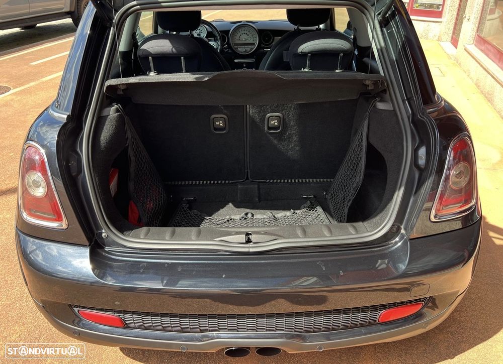 MINI 3 Portas Cooper S - 10