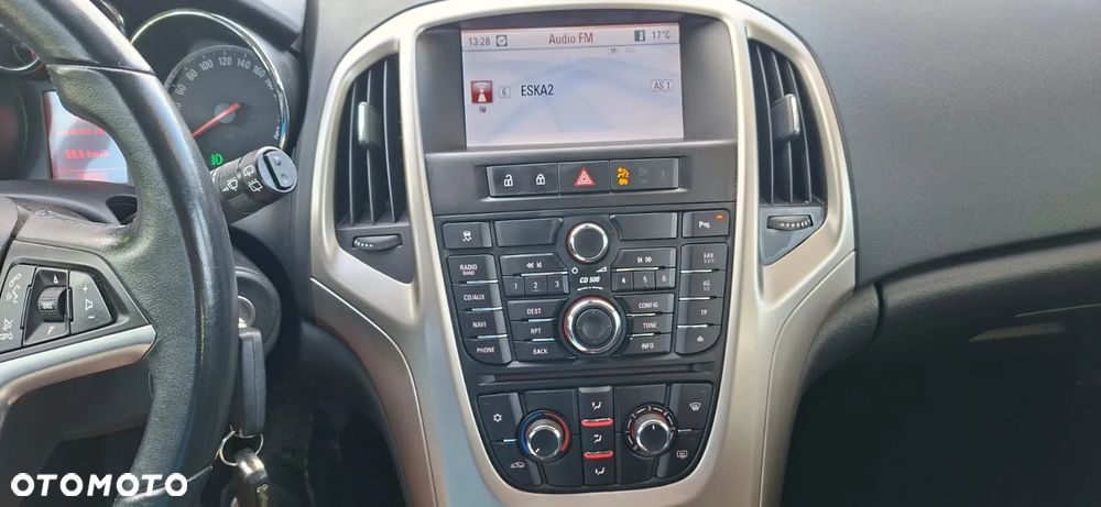 Opel Astra 1.6 Turbo Cosmo - 15