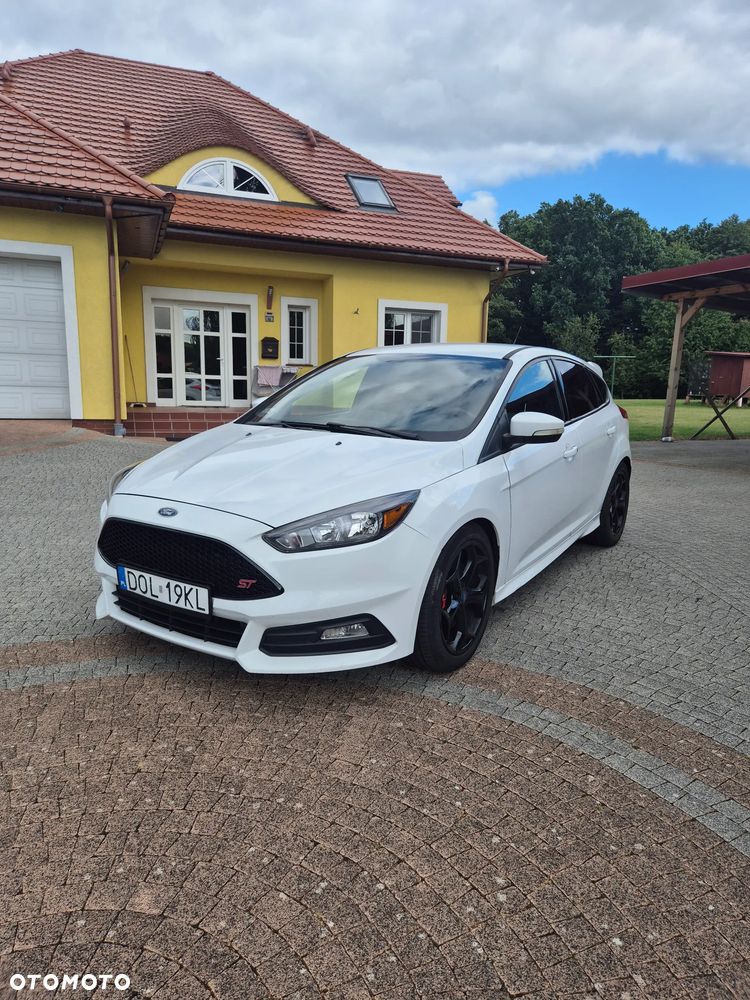 Ford Focus 2.0 EcoBoost ST - 5