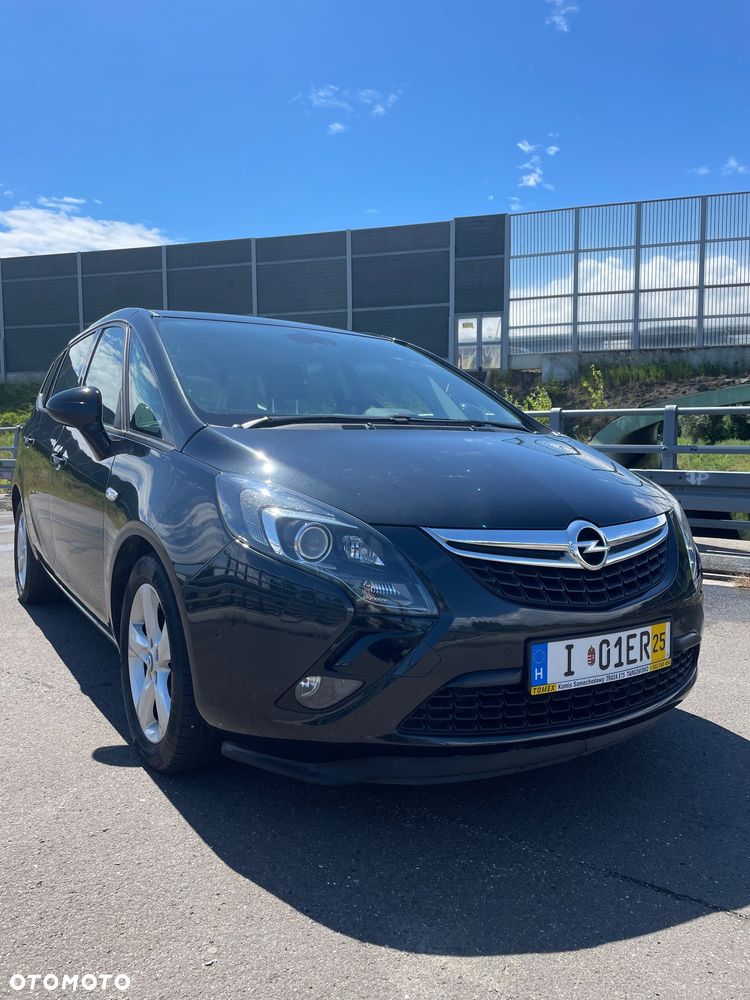 Opel Zafira - 1