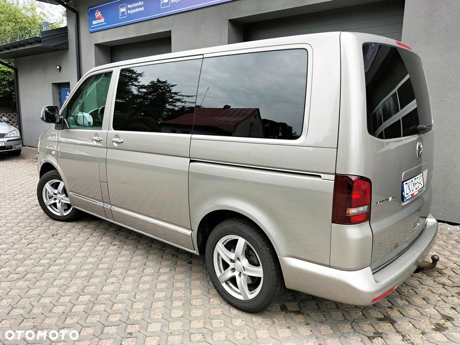 Volkswagen Multivan - 9