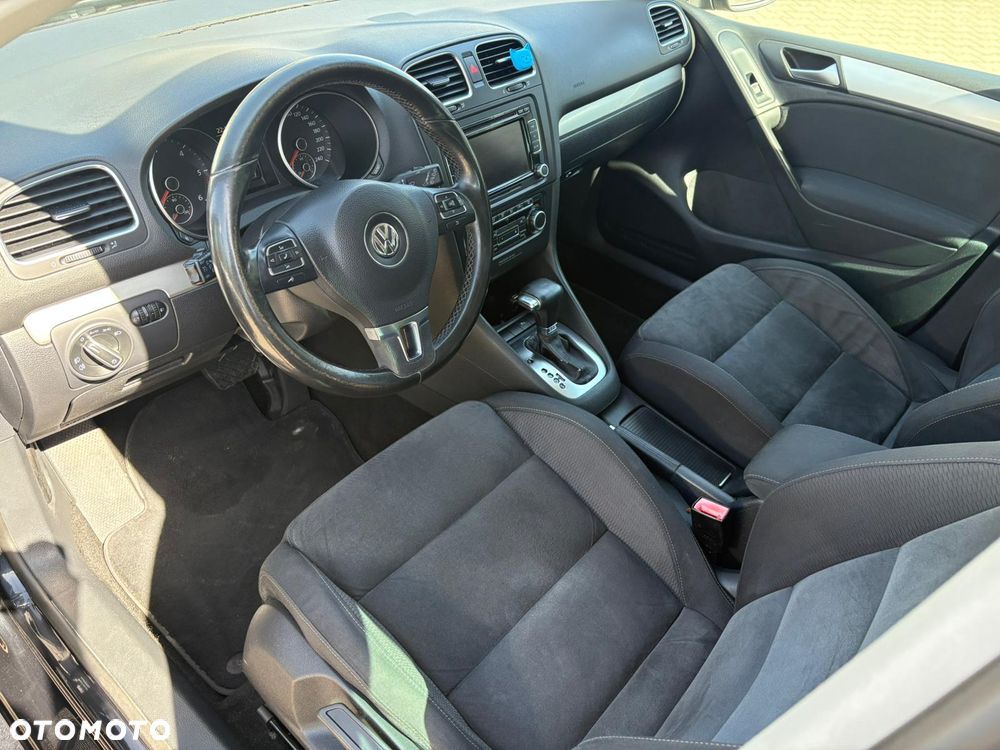 Volkswagen Golf 2.0 TDI DPF DSG Highline - 10