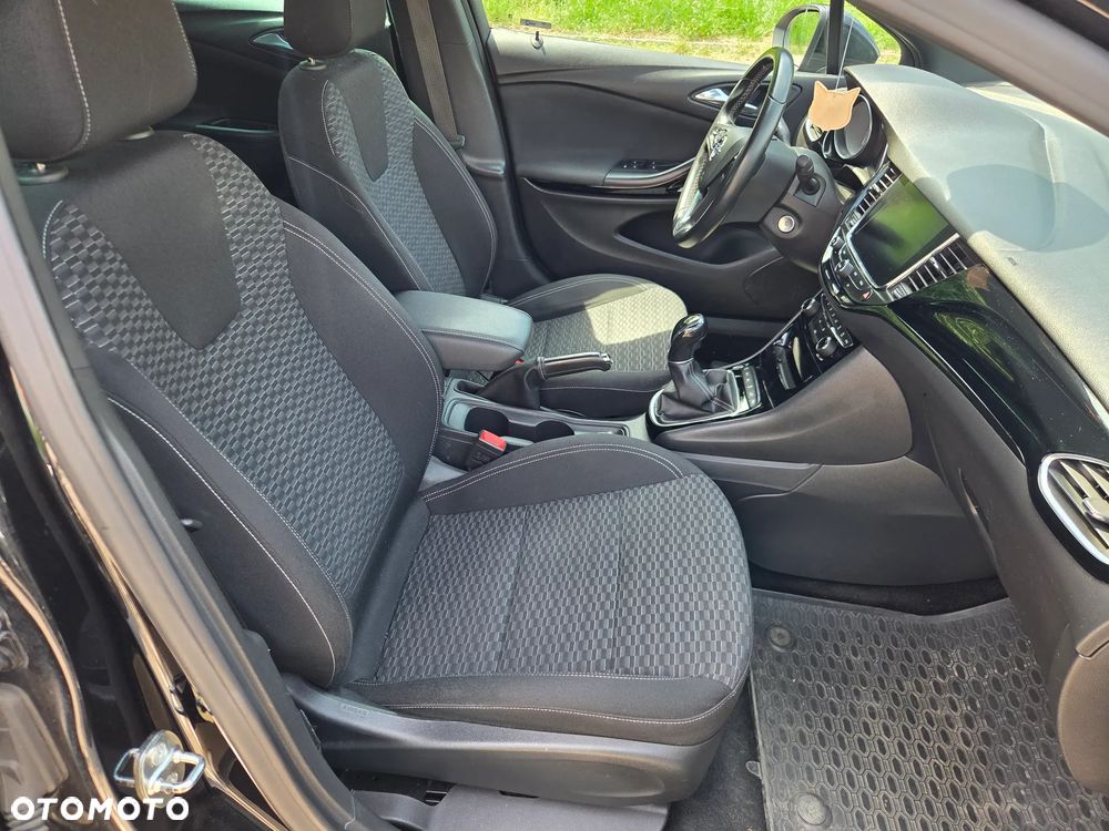 Opel Astra 1.6 T Dynamic S&S - 15