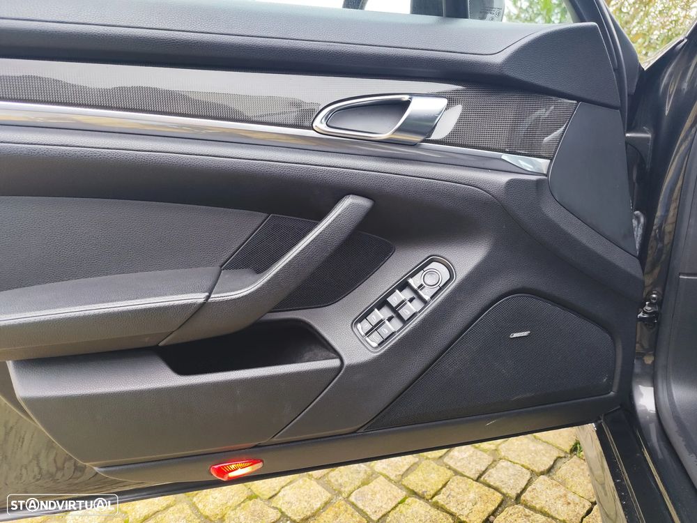 Porsche Panamera Platinum Edition - 20