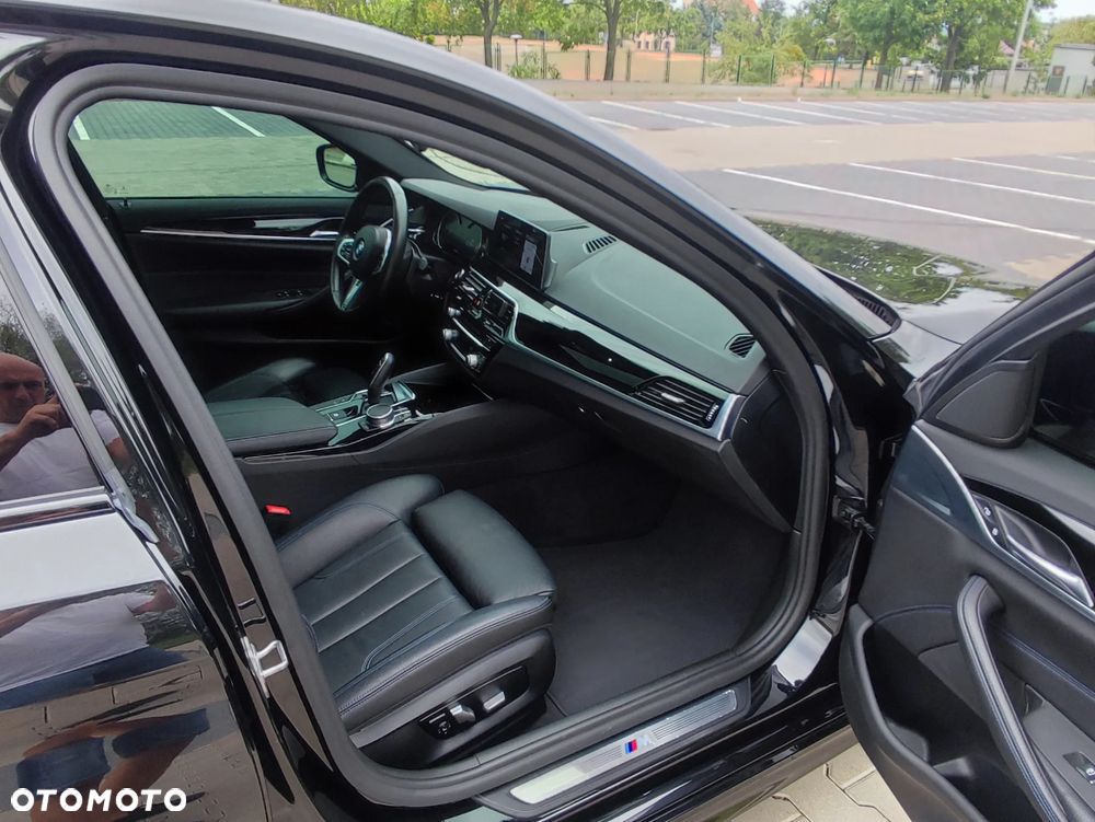 BMW Seria 5 530i xDrive M Sport sport - 22
