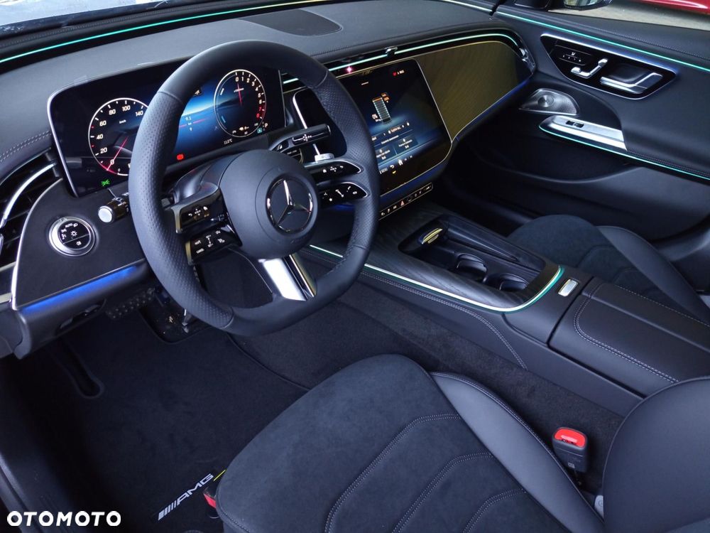 Mercedes-Benz Klasa E 300 PHEV 4-Matic AMG 9G-Tronic - 5