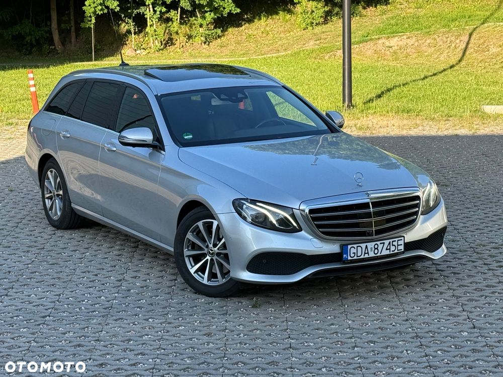 Mercedes-Benz Klasa E 300 d 9G-TRONIC Exclusive - 12