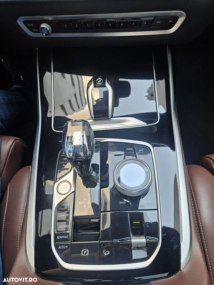 BMW X7 xDrive30d - 22