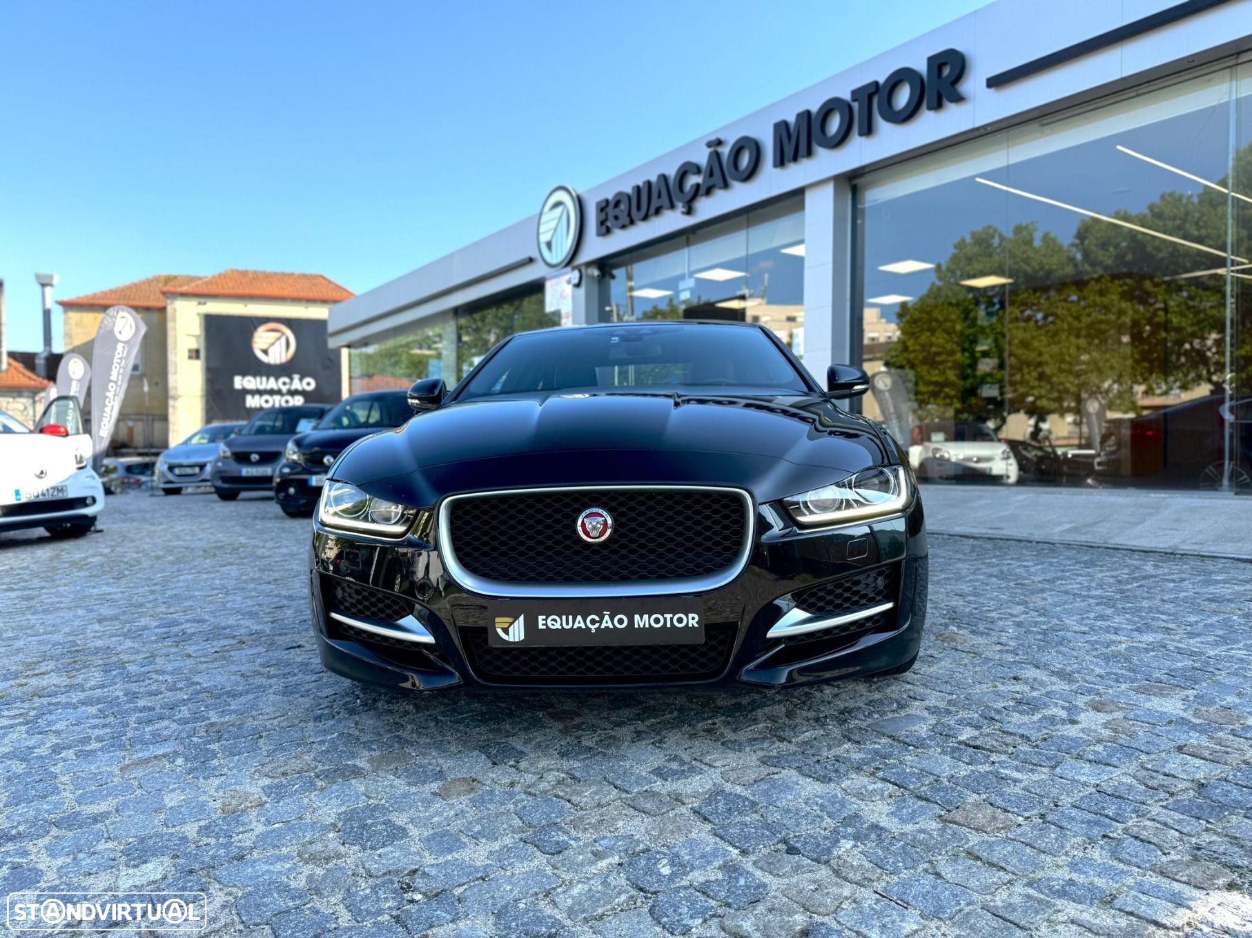 Jaguar XE 2.0 D R-Sport - 3