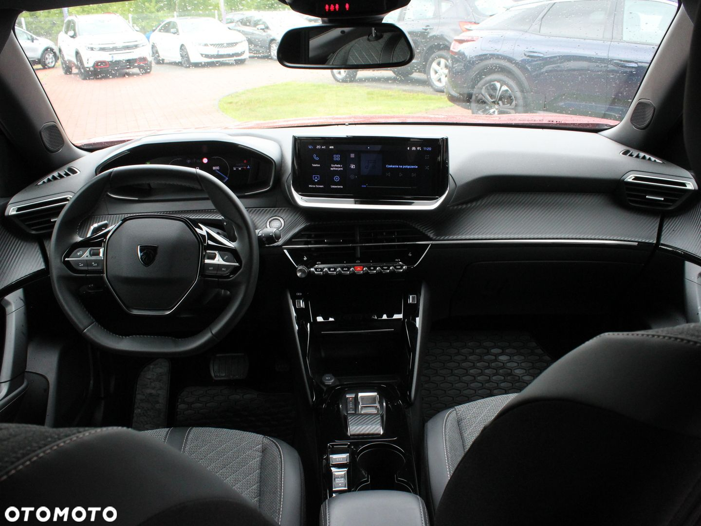 Peugeot 2008 - 8
