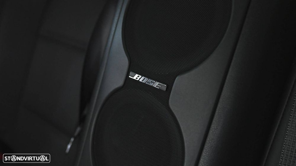 Nissan GT-R 3.8 V6 Black Edition - 57