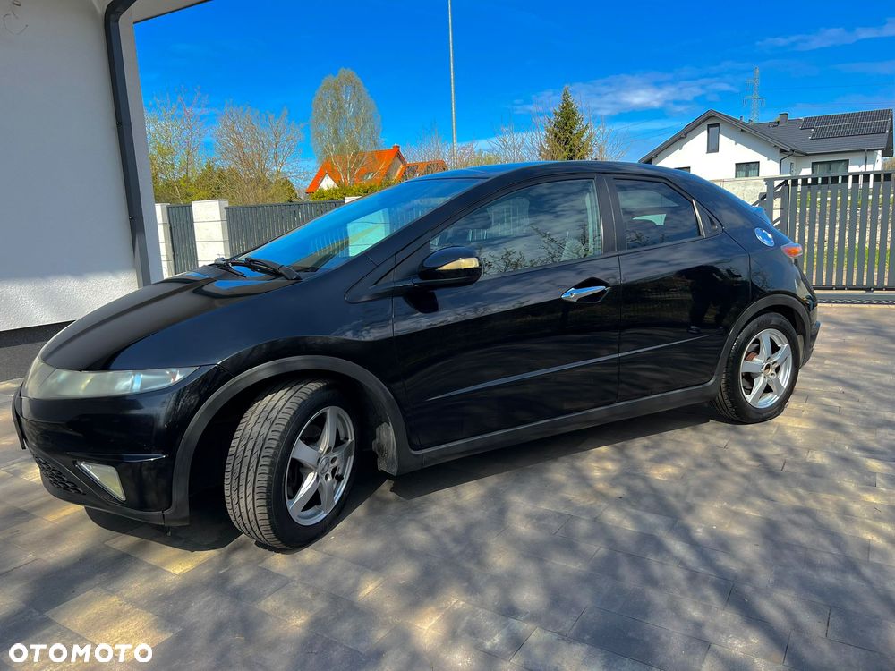 Honda Civic 1.8 Comfort - 3