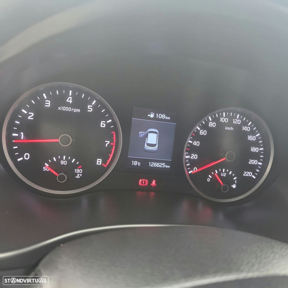 Kia Stonic - 25