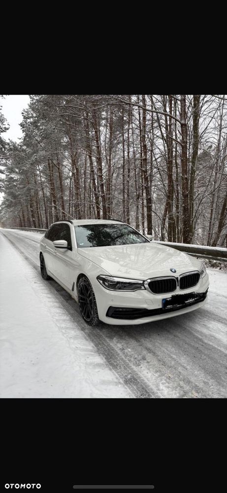 BMW Seria 5 520d xDrive Sport - 2