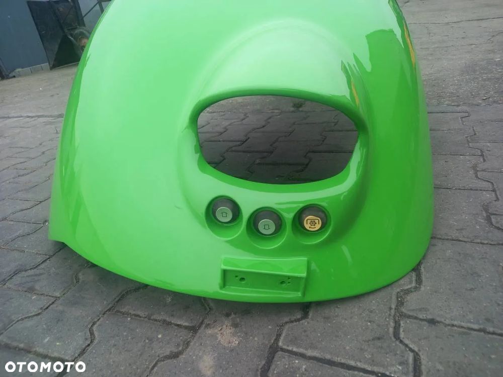 Błotnik szeroki tylny Deutz Fahr Agrotron M650 - 2