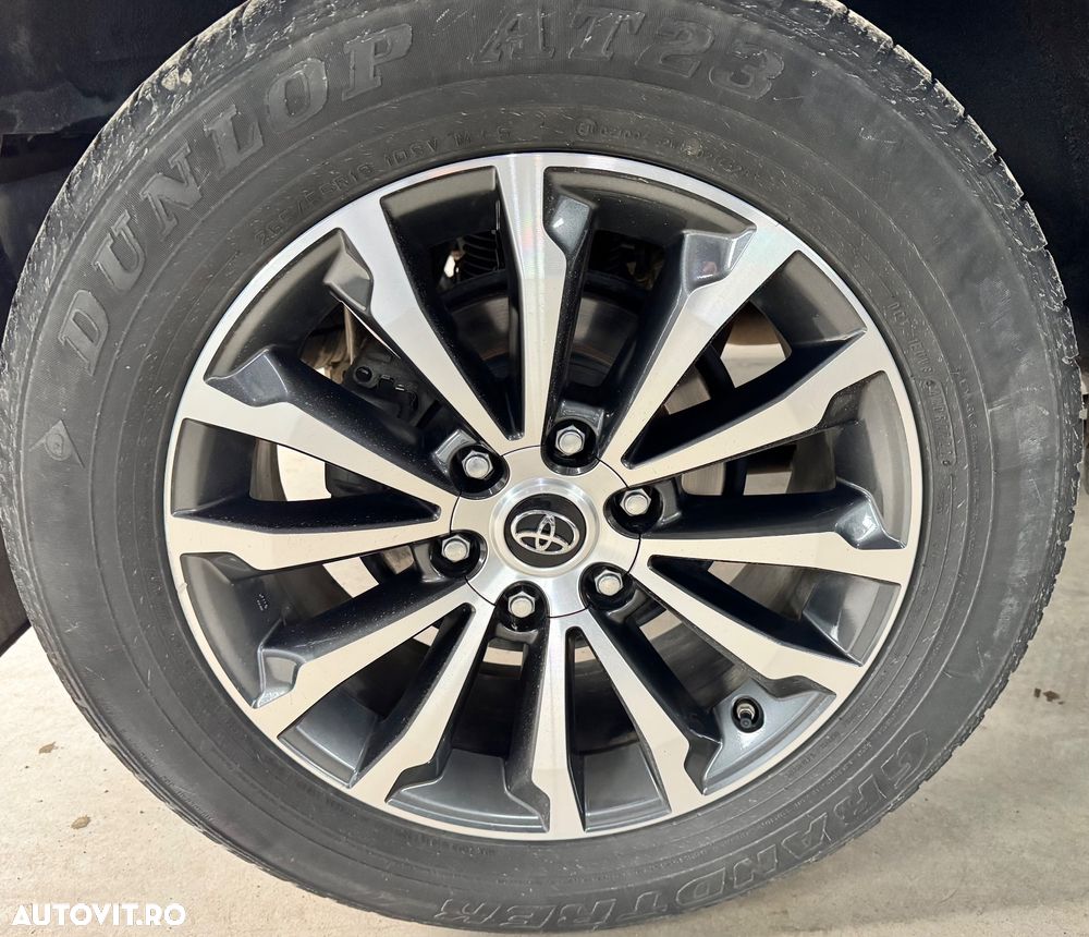 Toyota Land Cruiser 2.8 D-4D Automatik TEC-Edition - 28