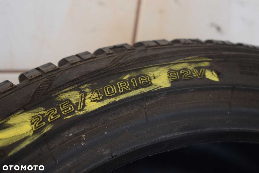 R18 225/40 Falken Eurowinter HS01 - 8