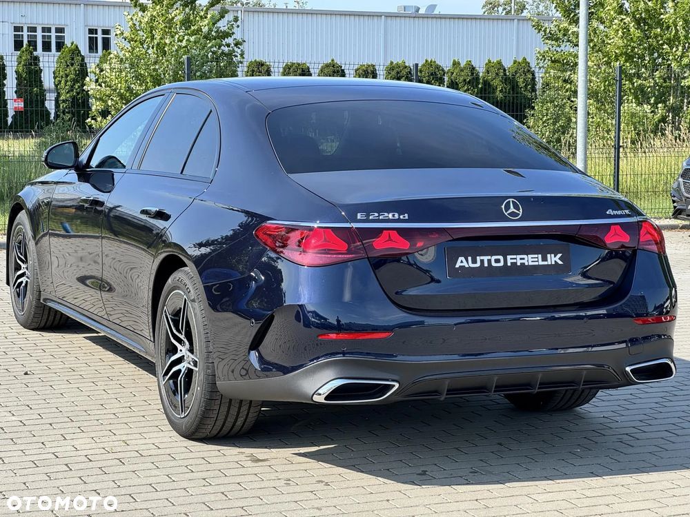 Mercedes-Benz Klasa E 220 d mHEV 4-Matic AMG 9G-Tronic - 12