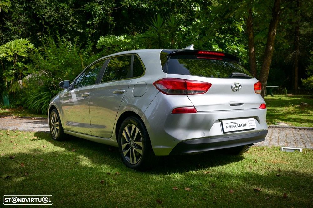 Hyundai i30 1.6 CRDI STyle+Navi - 11