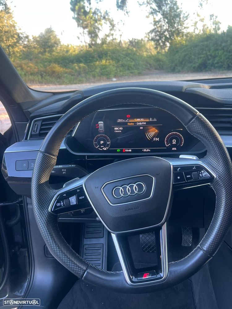 Audi e-tron 55 quattro S line - 39