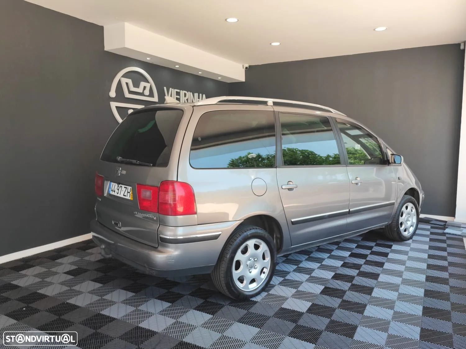SEAT Alhambra 1.9 TDI Sport 4-Motion - 10