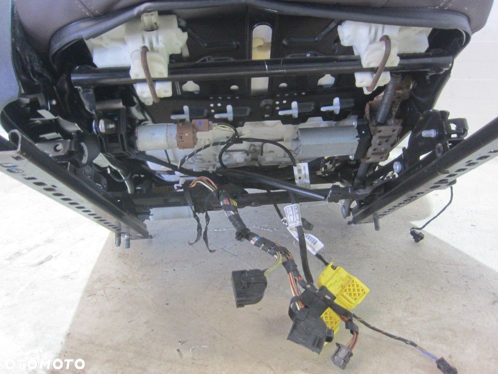 BMW 5 F10 FOTELE FOTEL PRAWY PASAZERA BRĄZOWY BRĄZ MOKKA 52107350221 - 12