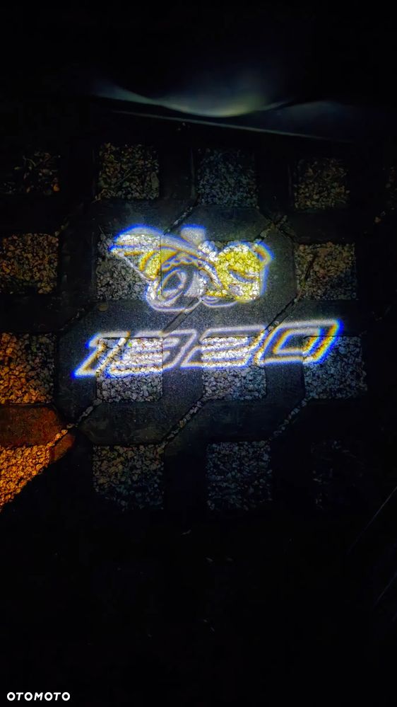 Dodge Challenger 6.4 Scat Pack - 33