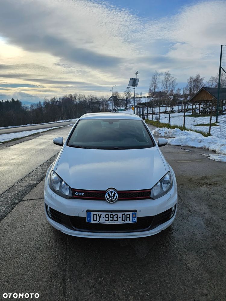 Volkswagen Golf 2.0 TSI GTI DSG - 2