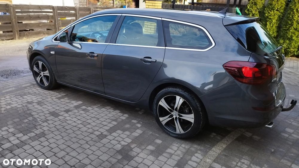 Opel Astra 1.4 Turbo Cosmo - 12