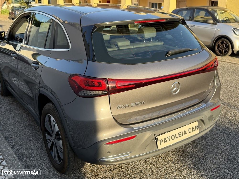 Mercedes-Benz EQA 250+ Progressive - 30