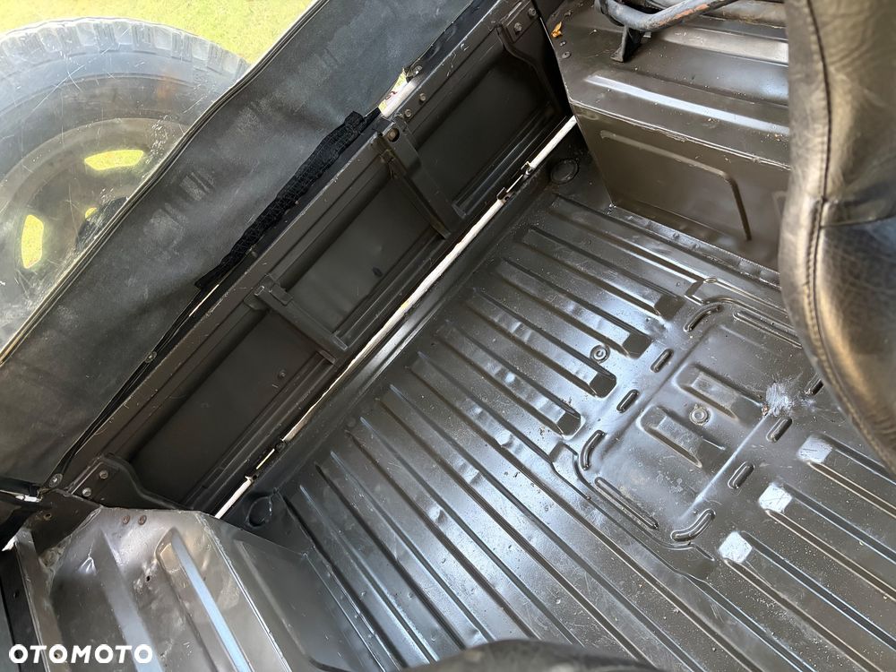 Suzuki Samurai - 16