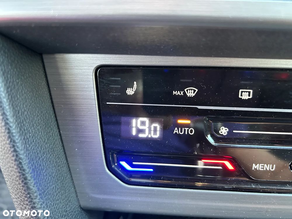 Volkswagen Passat 1.5 TSI EVO Essence - 14
