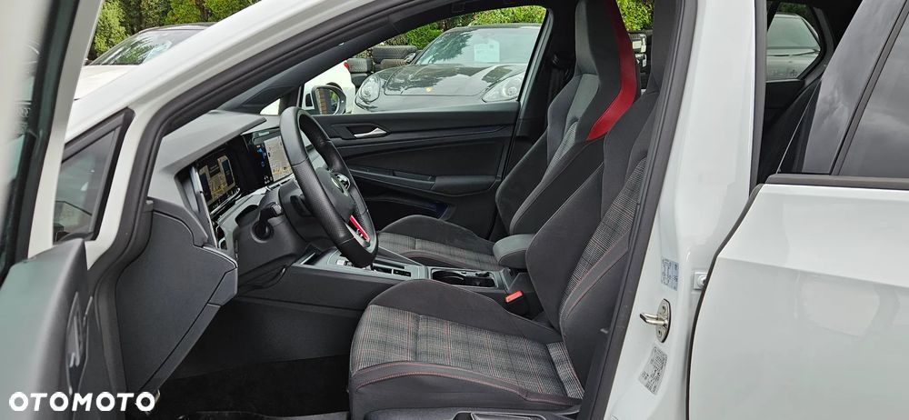 Volkswagen Golf VIII 2.0 TSI GTI DSG - 25