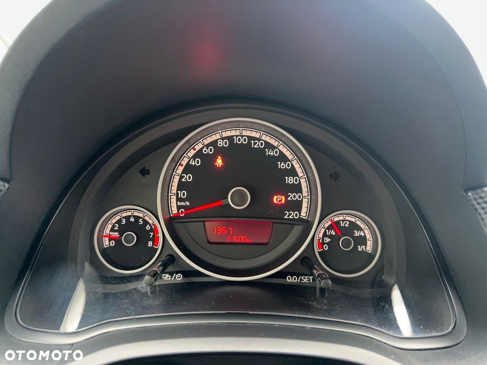 Volkswagen up! 1.0 move - 15