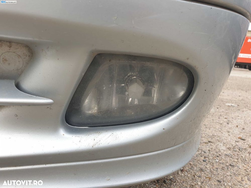 Bara Spoiler Fata cu Grile Proiectoare cu Bandouri cu Locas Senzori de Parcare si Locas Spalatoare Faruri cu Defecte Mercedes Clasa E Class W211 Break Combi NFL Non Facelift 2002 - 2006 Culoare C775 775 [K3437] [K3438] [K3439] [K3440] [K3441] [K3442] [K34 - 4